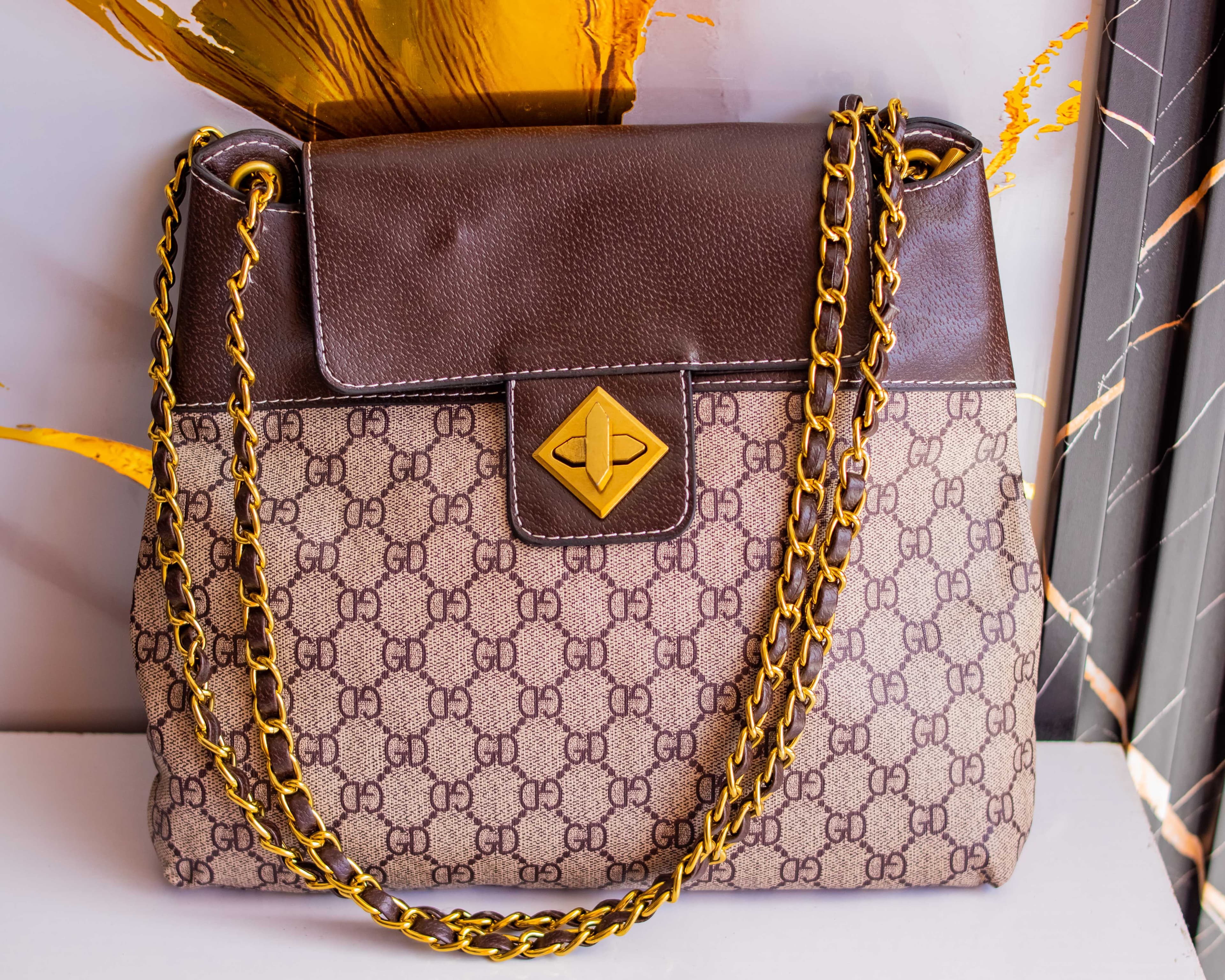 GD leather sidebag