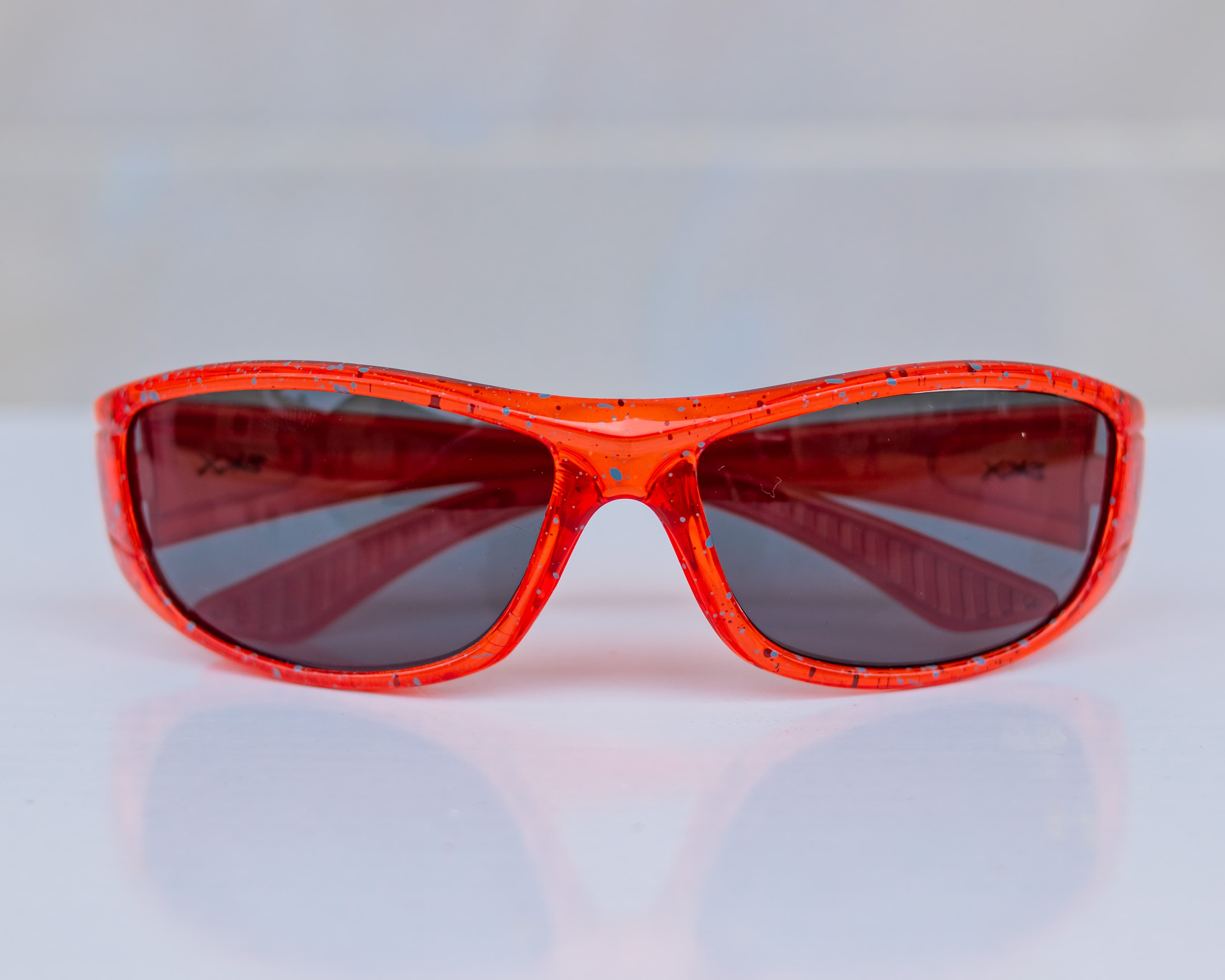 Kids sporty sunglasses
