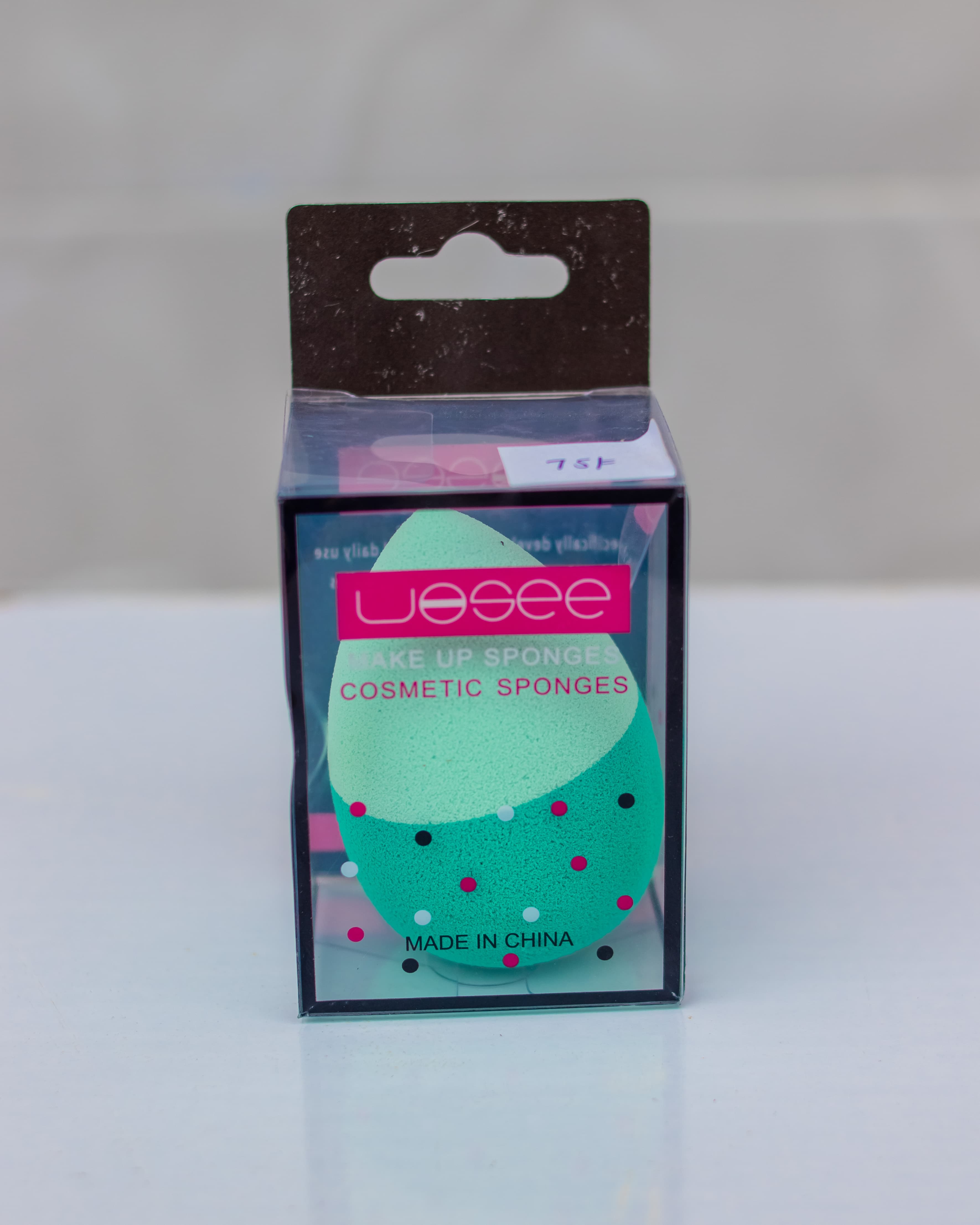 Make up cosmetic sponge