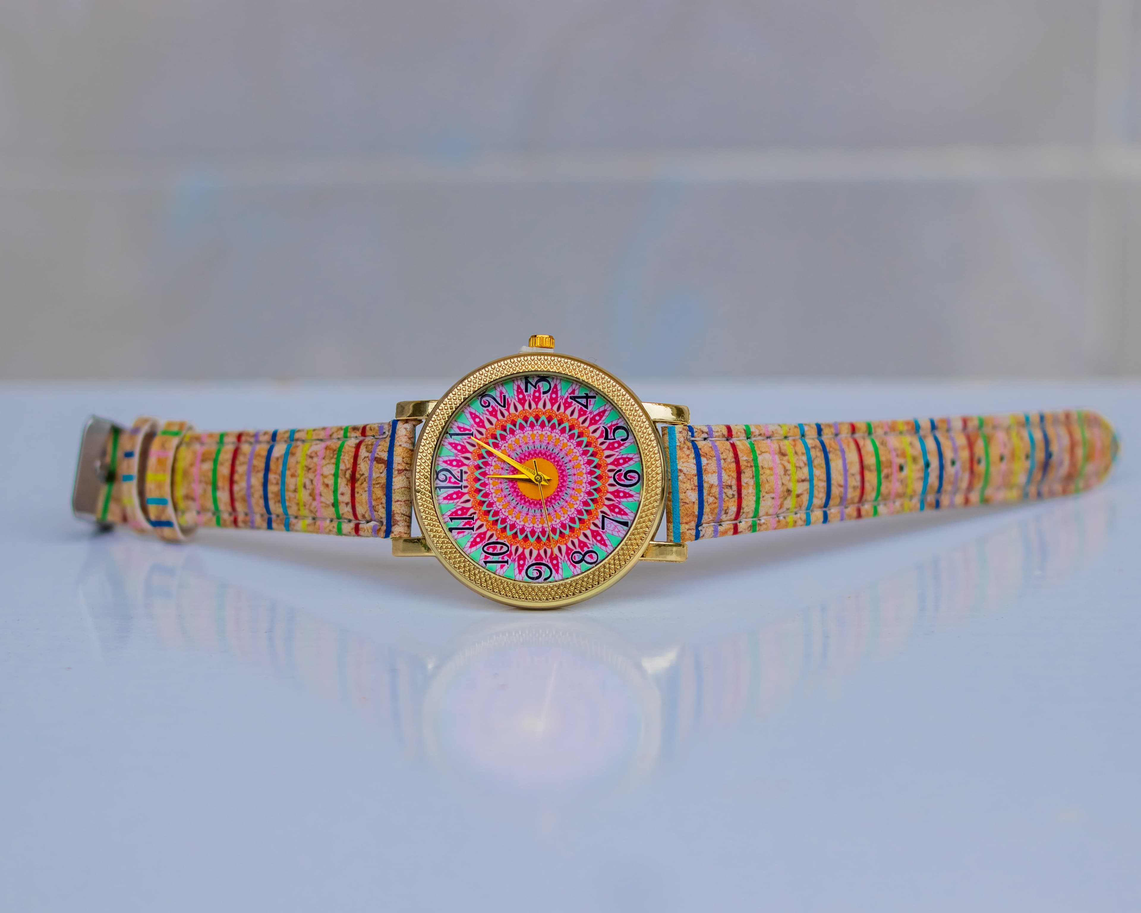 Classic multicolored wrist watch