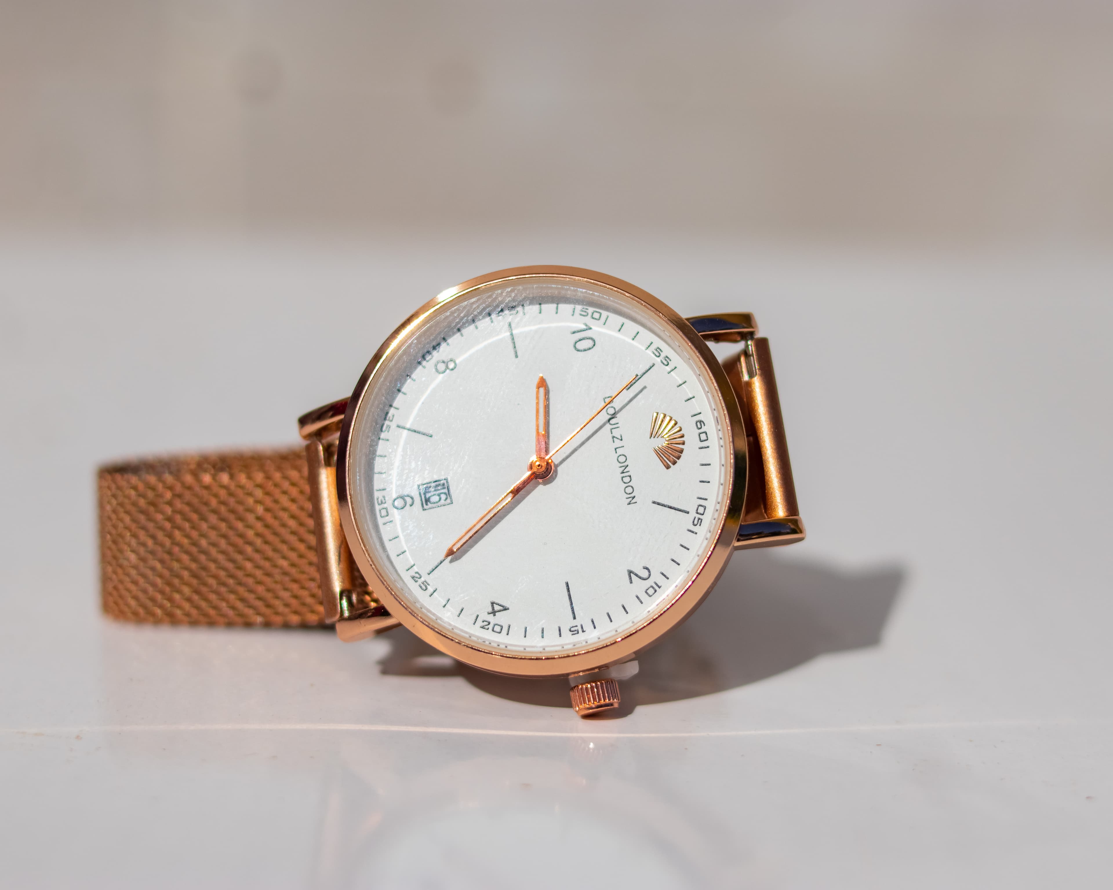 Elegant gold wrist watch